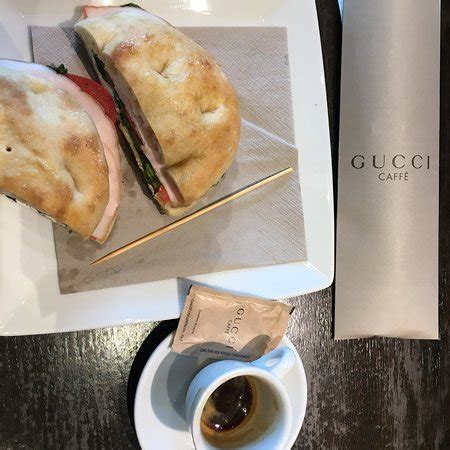 prezzo caffe al gucci di the mall|gucci store leccio.